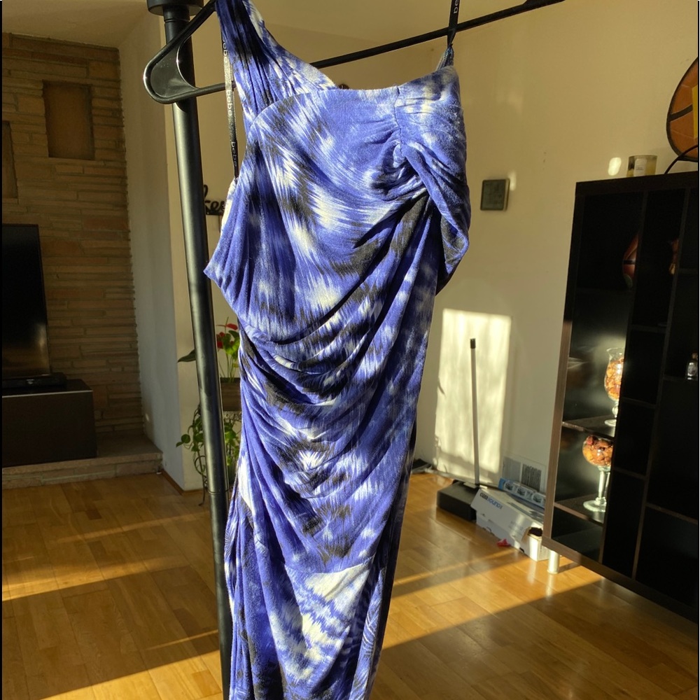 BEBE off the shoulder bodycon dress